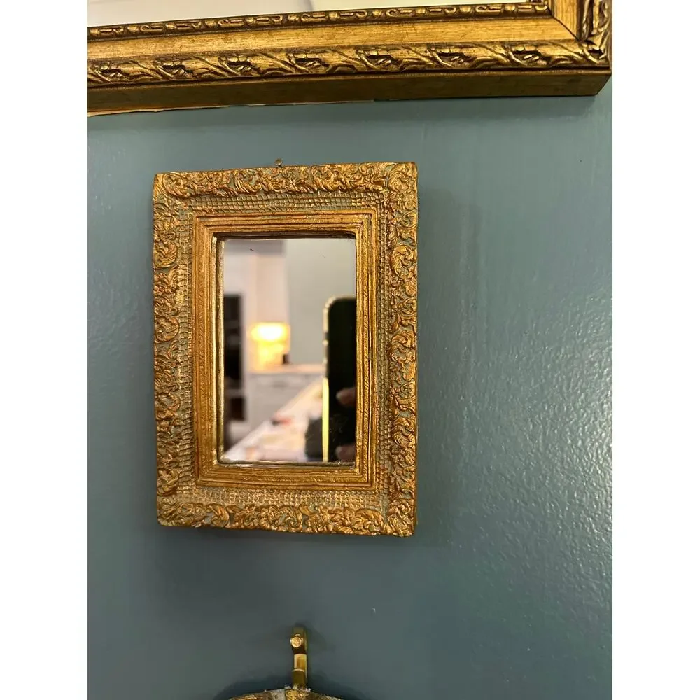Unbranded mirror florentine