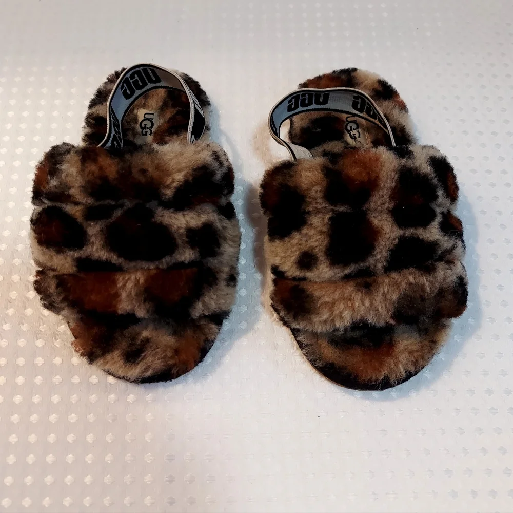 UGG sandals pre