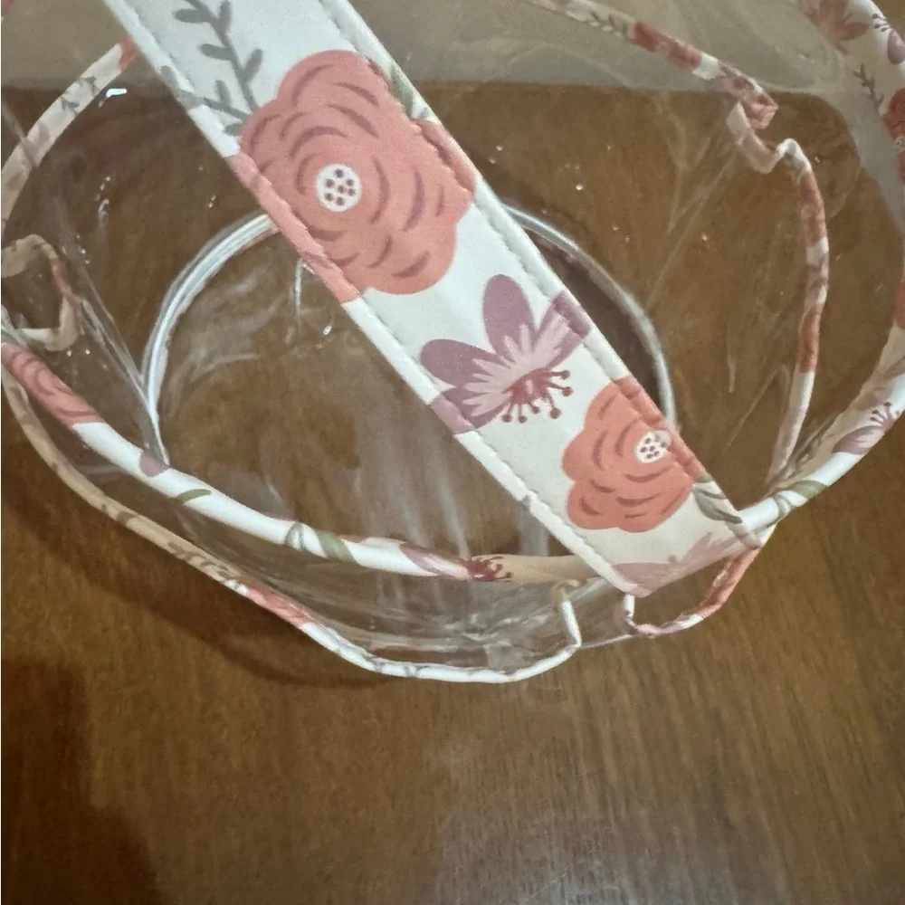 TAYLOR MADISON LARGE ROUND PINK FLORAL PRINT VINYL BATH STORAGE ORGANIZER