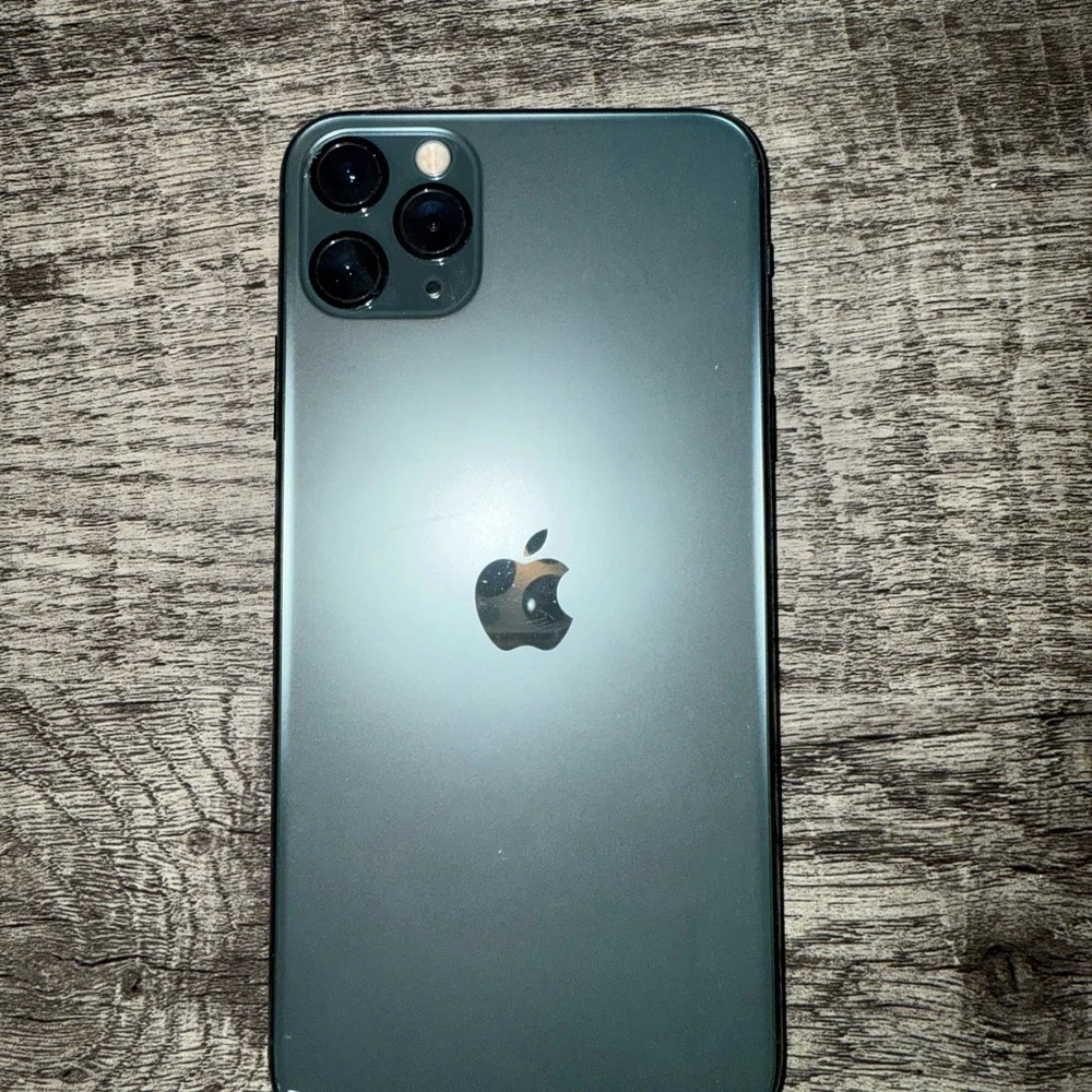 Apple sleek midnight
