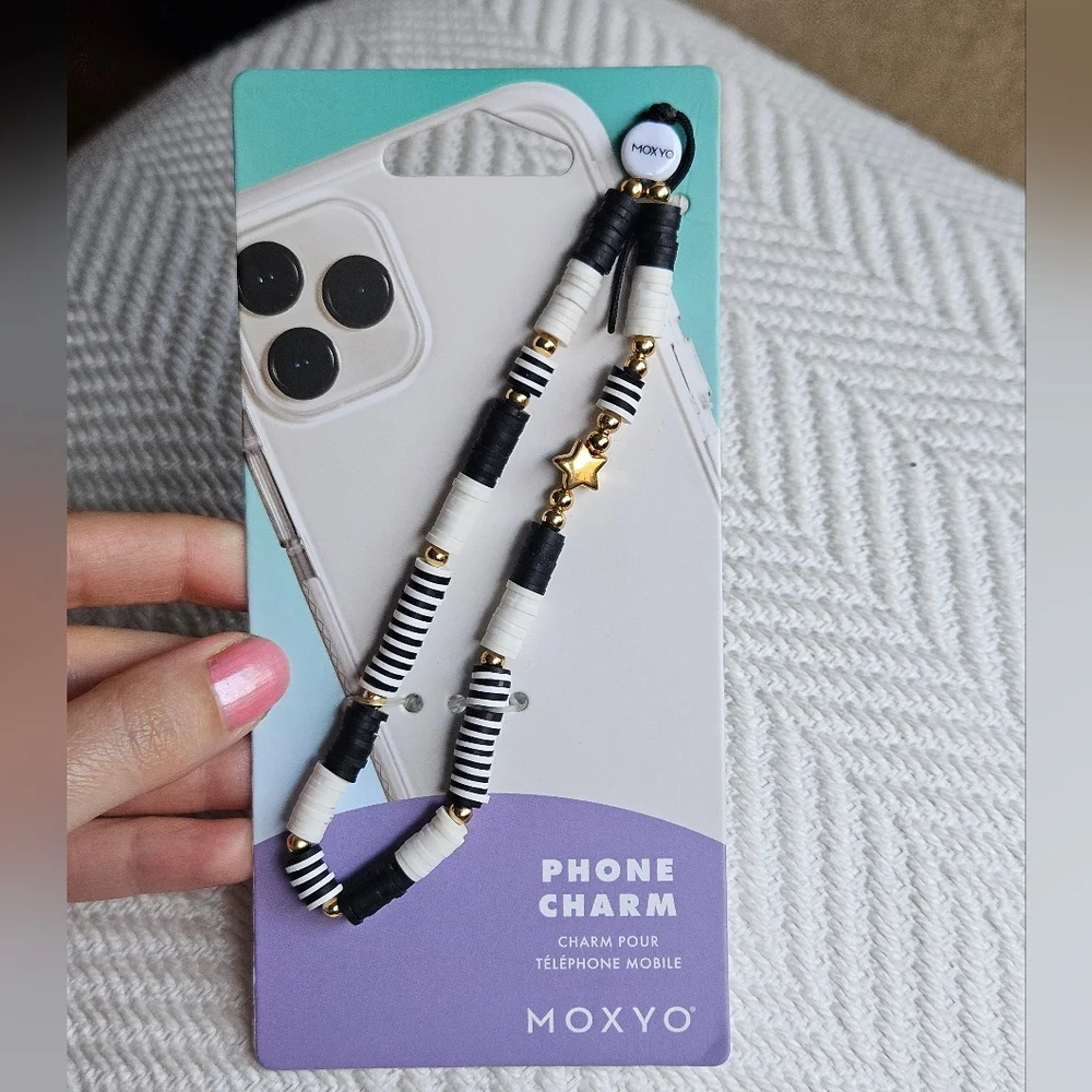 moxyo stylish device
