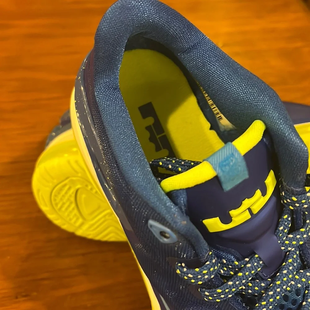 Nike new box