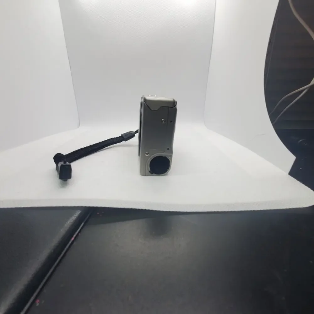 Canon Elph Digital Camera - PARTS ONLY