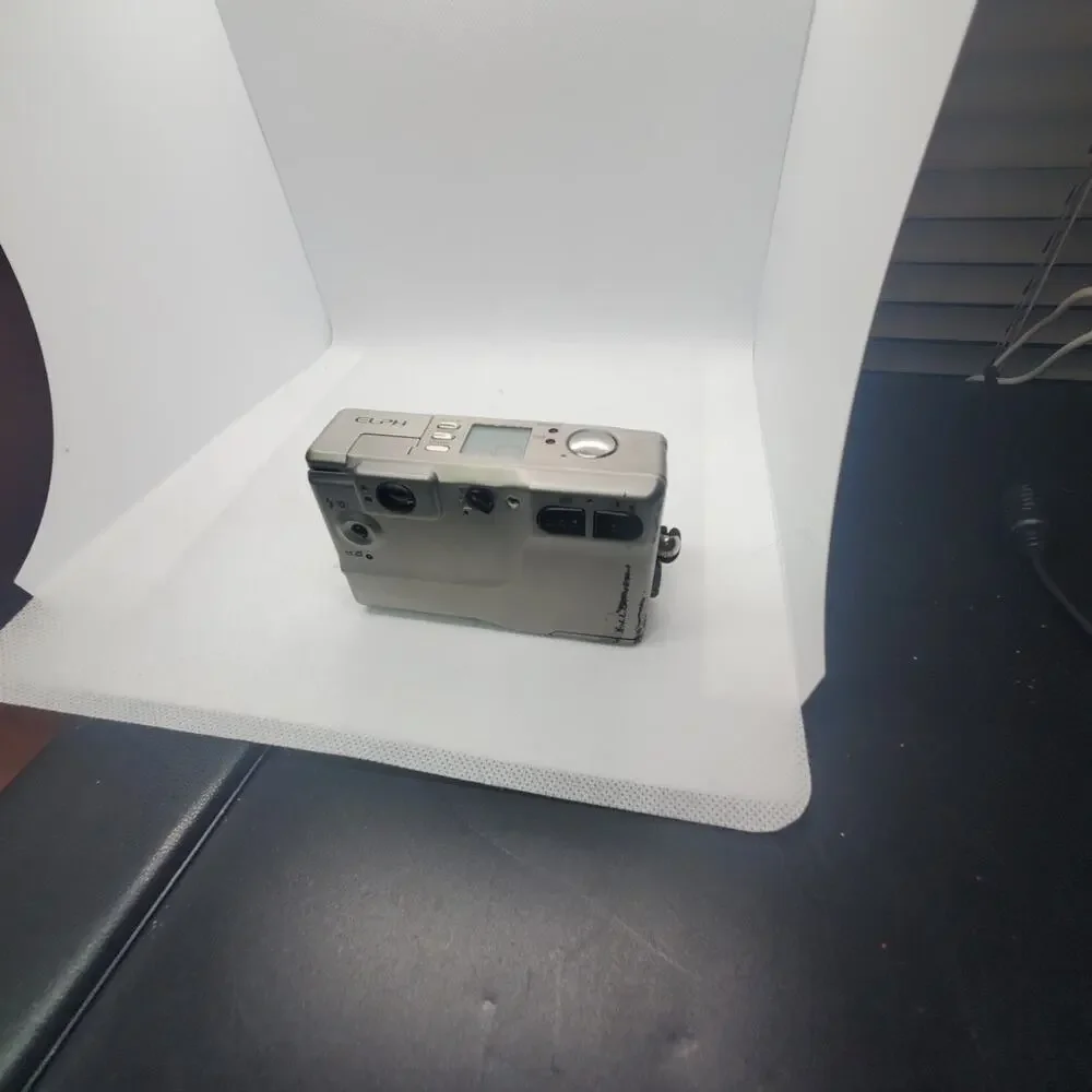 Canon Elph Digital Camera - PARTS ONLY