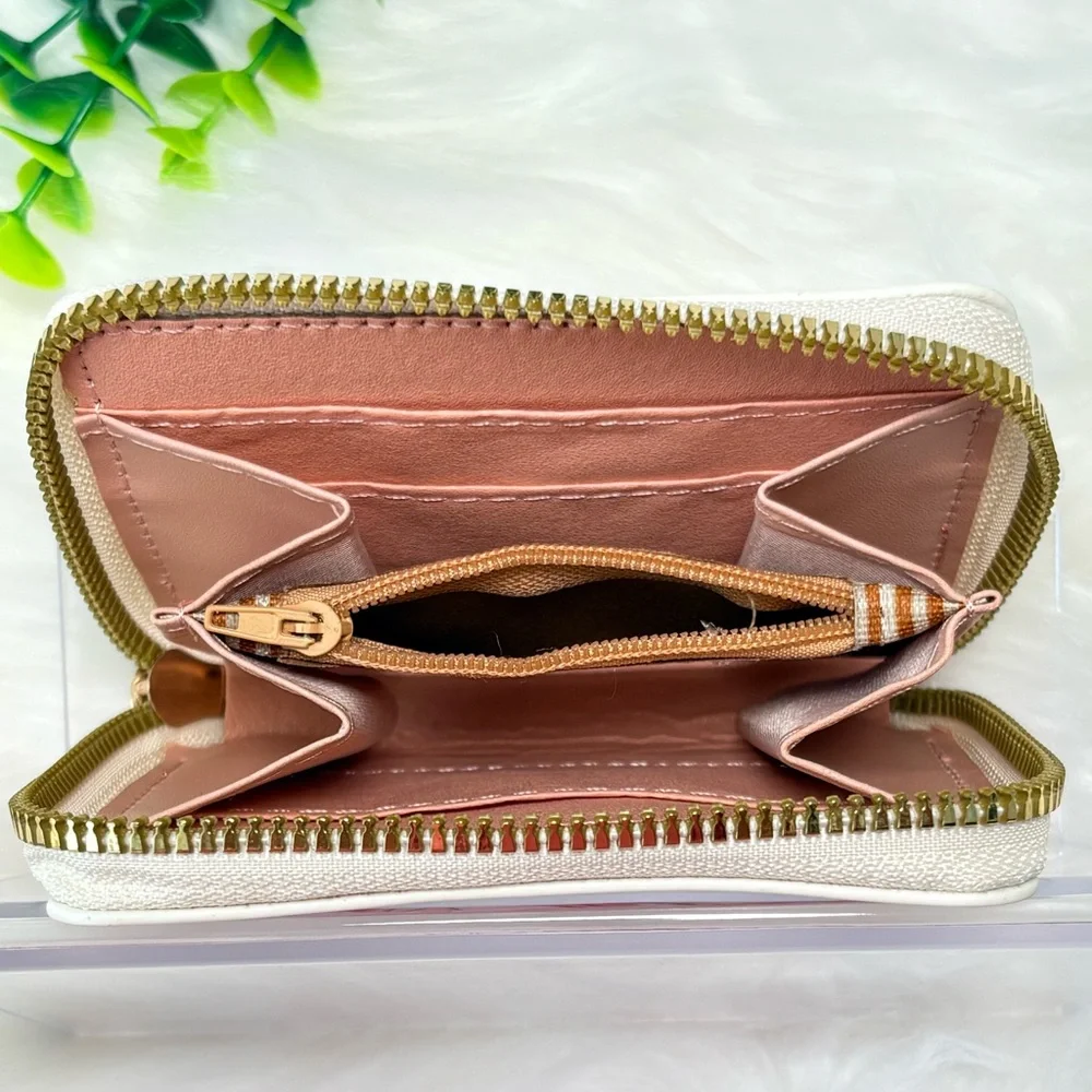 Labubu Zippy Wallet