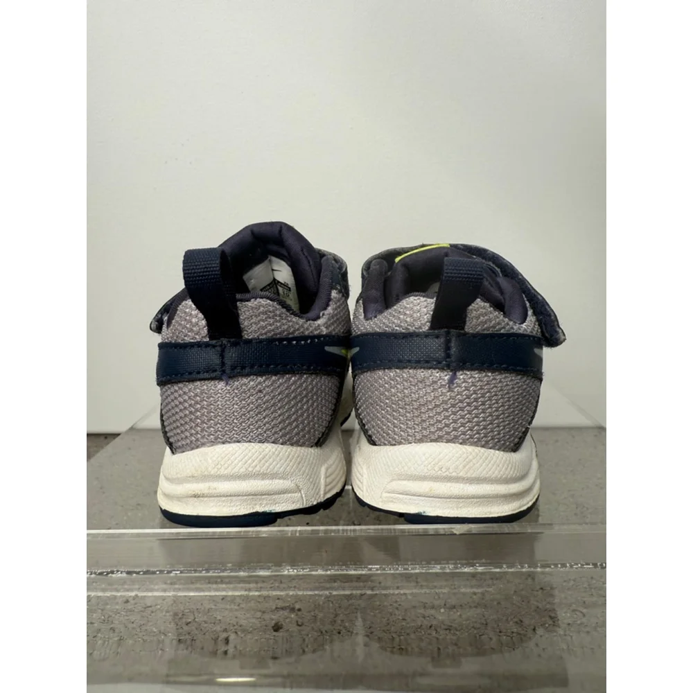 Nike navy toddler pre