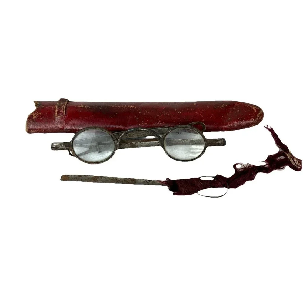 RARE 1800 Mens Round Spectacle eyeglasse w Case 18th 19th C 1780 - 1830 Dracula