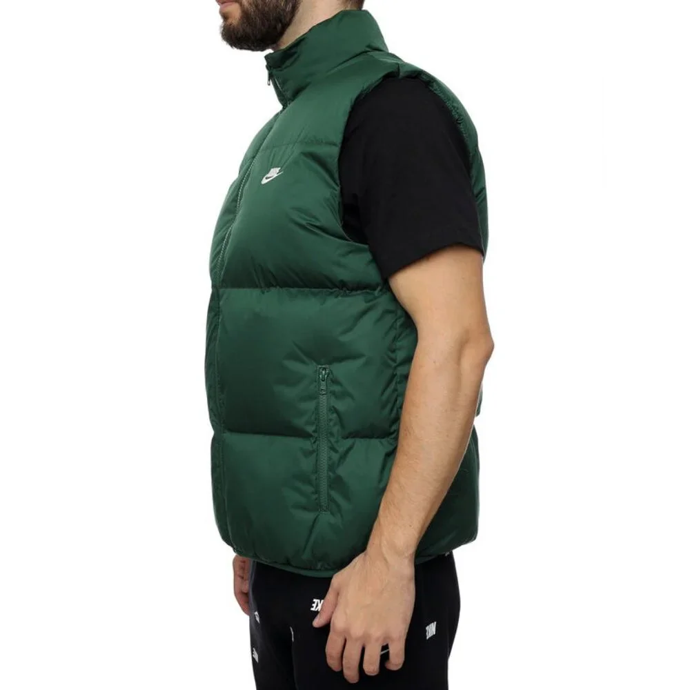 Nike sportswear club