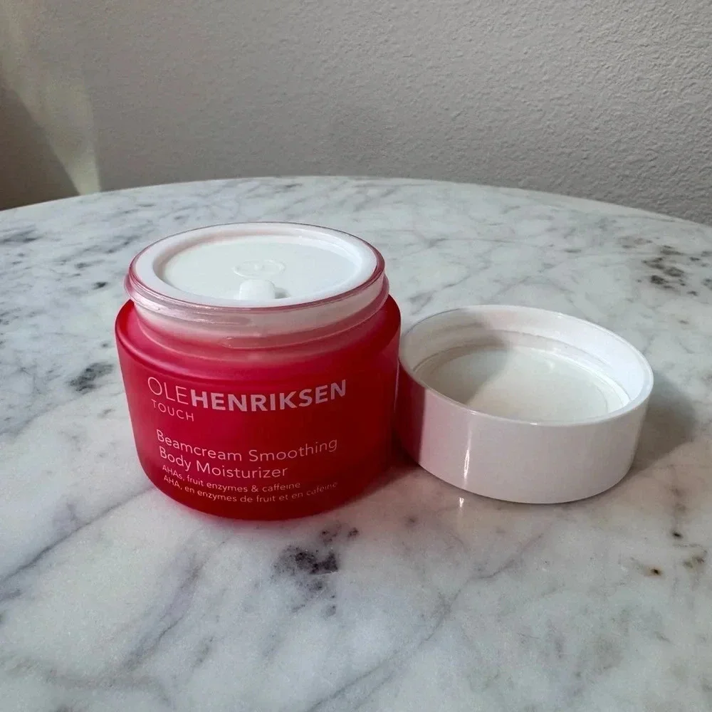 Ole Henriksen ole henriksen