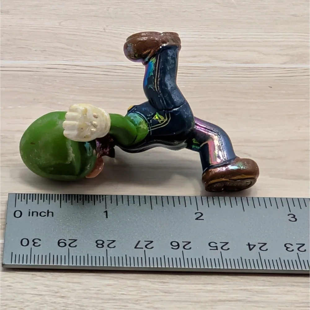 Jakks Pacific item luigi