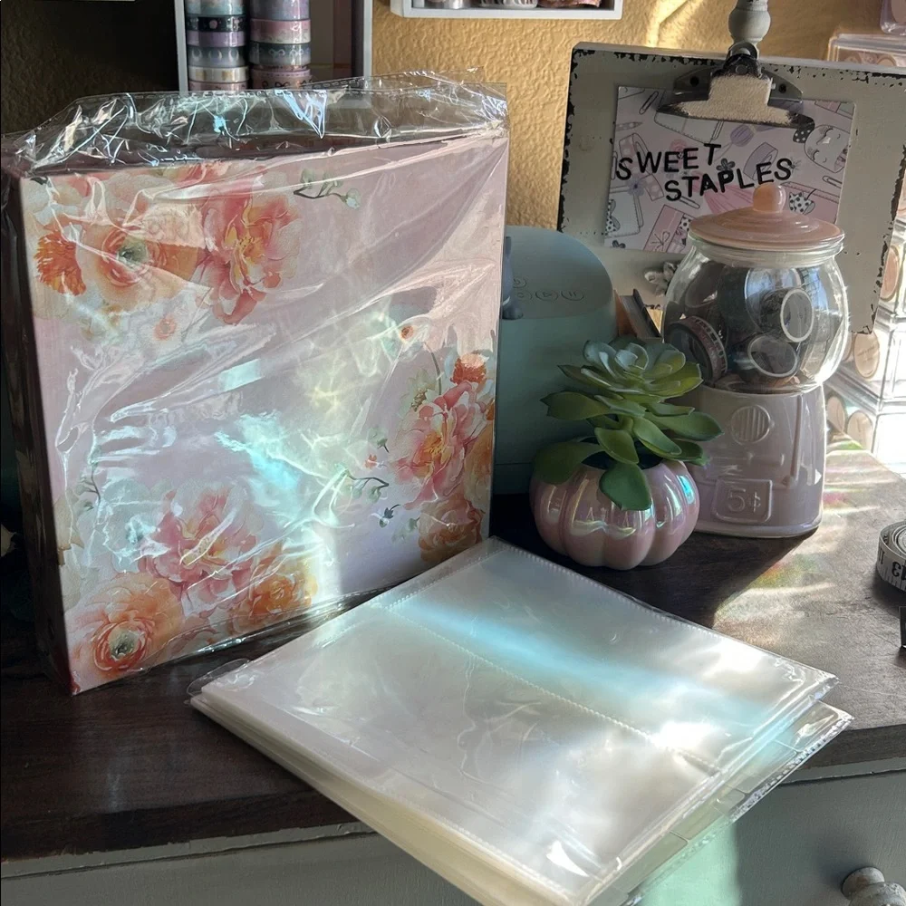 ✨🎀Rare Sticker Large Album Guru with inserts Organizer Storage Photos