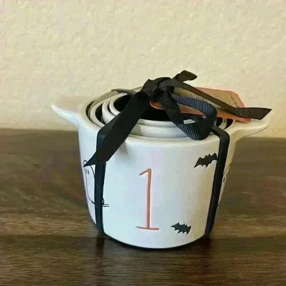 NEW Rae Dunn Snoopy Peanuts Halloween Decor Measuring Cups Set of 4 NWT ghosts