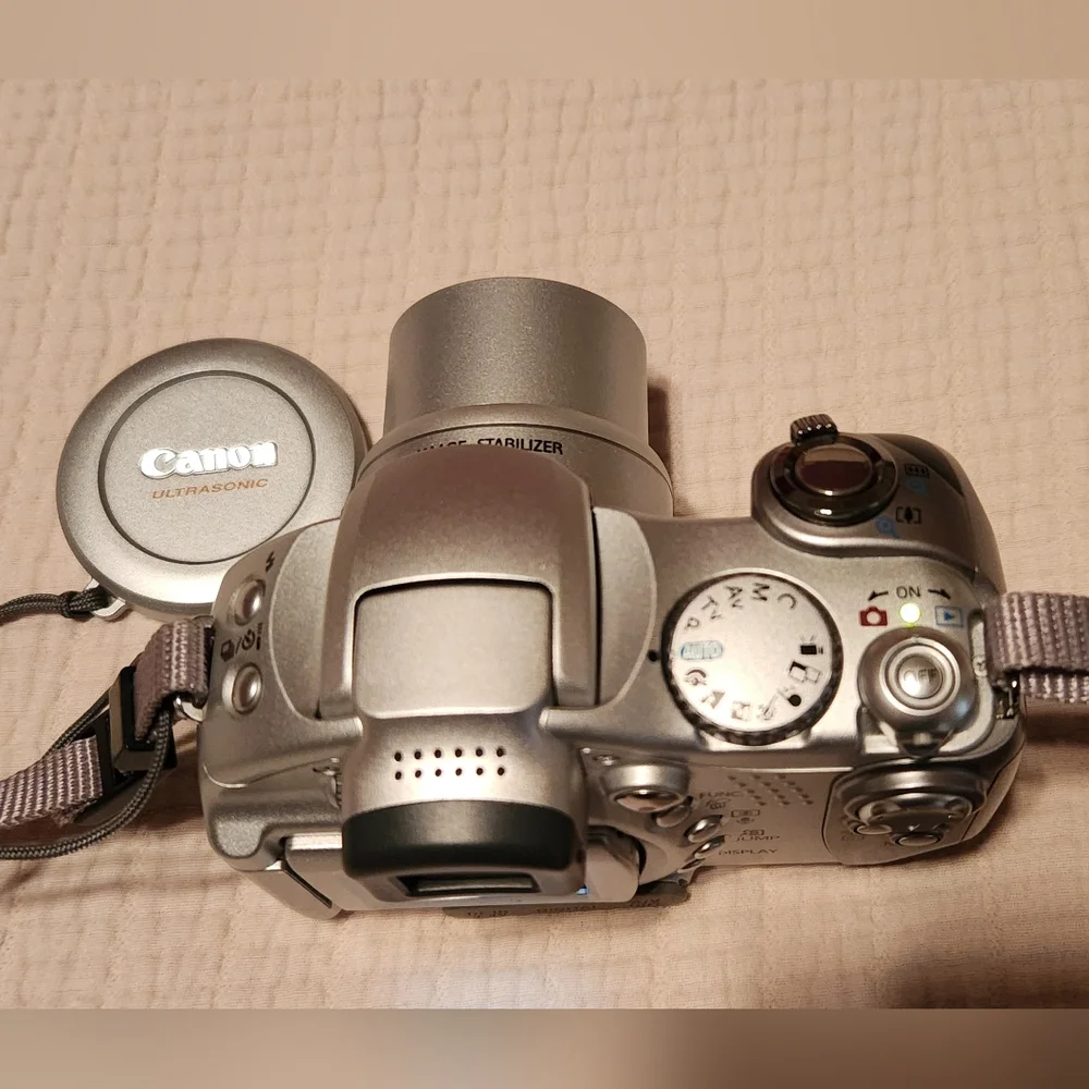 Canon PowerShot S1 IS Silver Camera Bundle