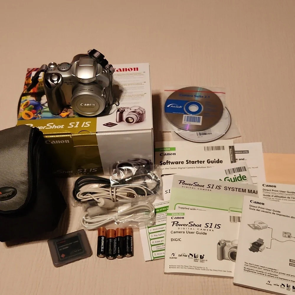 Canon PowerShot S1 IS Silver Camera Bundle