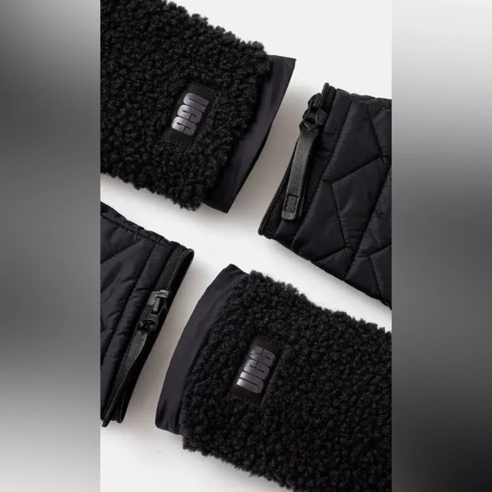 UGG this glove