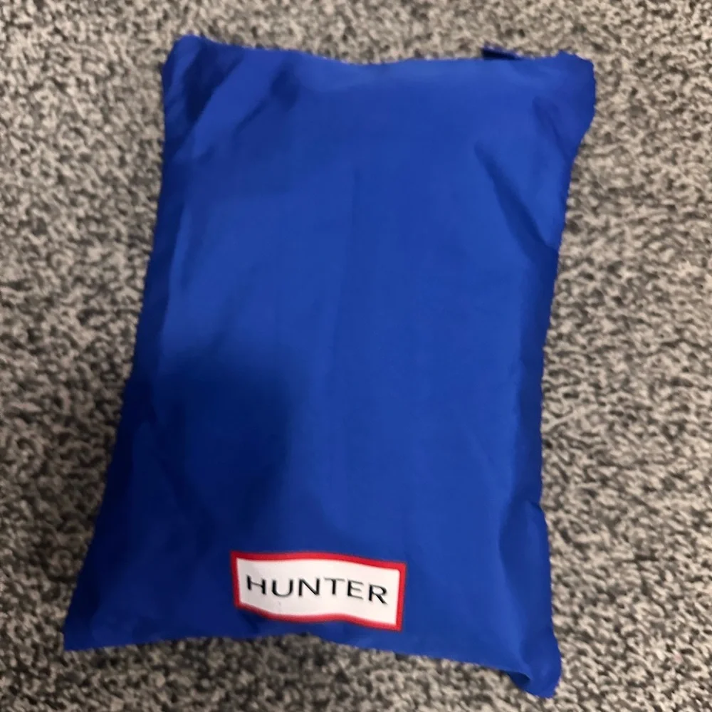 Hunter vibrant royal