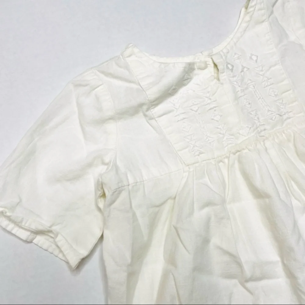 Old Navy Embroidered Ivory Top & Chambray Bloomers