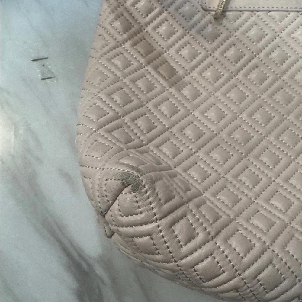 Tory Burch tory burch