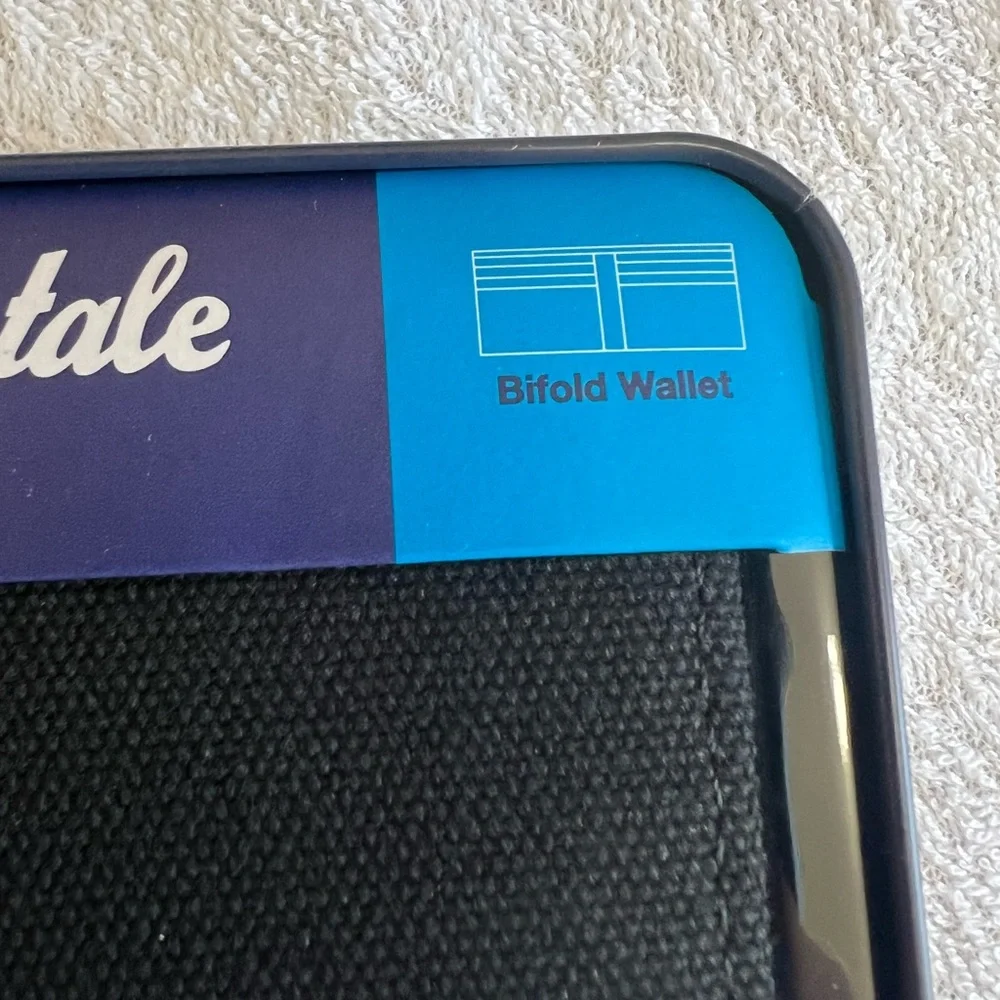 Aeropostale men bifold