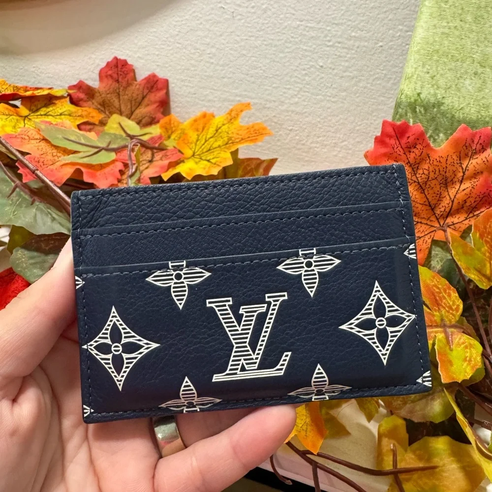 Louis Vuitton box check