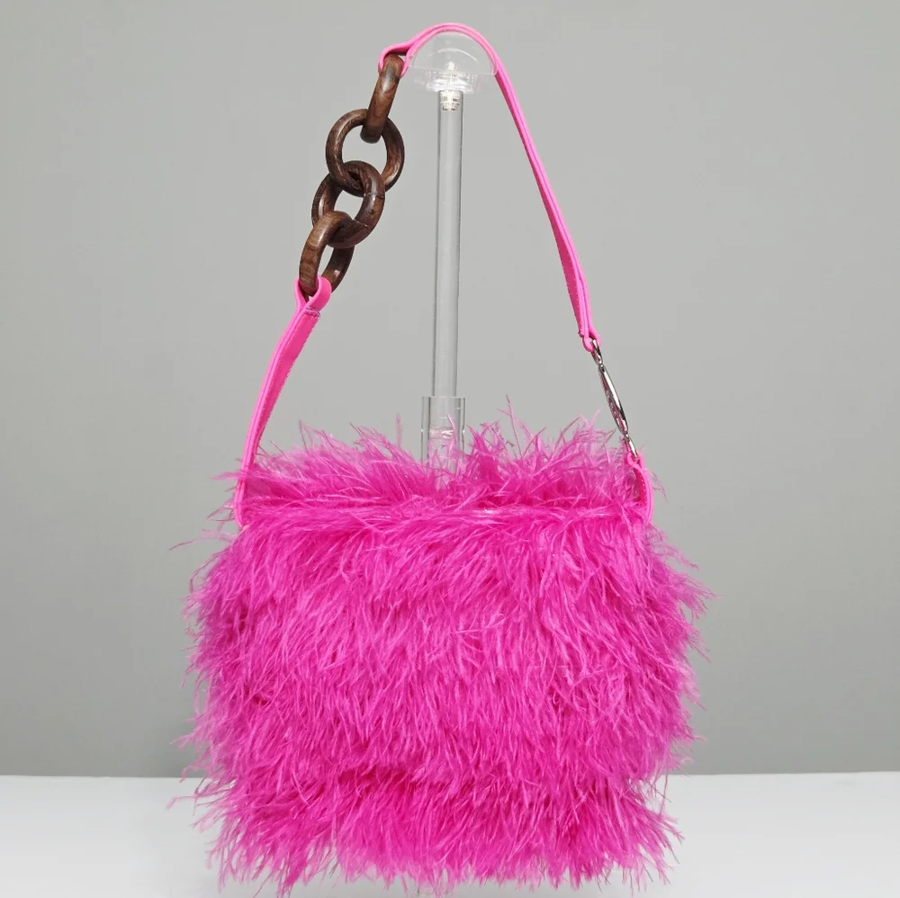 BROTHER VELLIES LIJADU OSTRICH FEATHER SHOULDER BAG IN HOT PINK