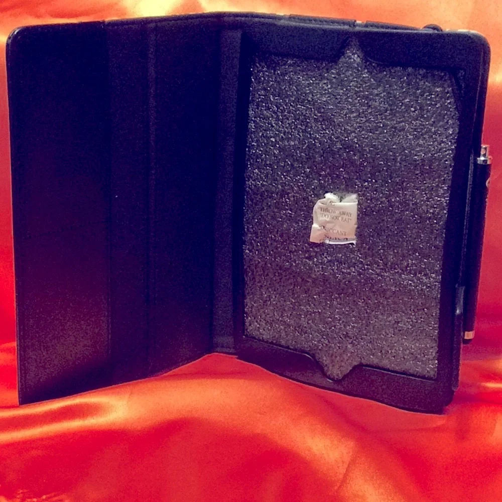 Splash Raindrop LEATHER case for iPad Mini, NWT💕