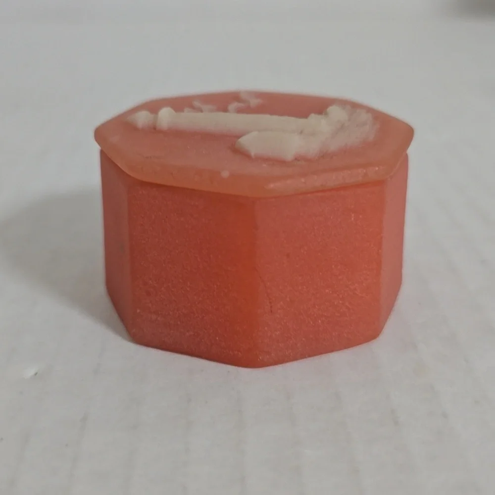 N/A octagonal trinket