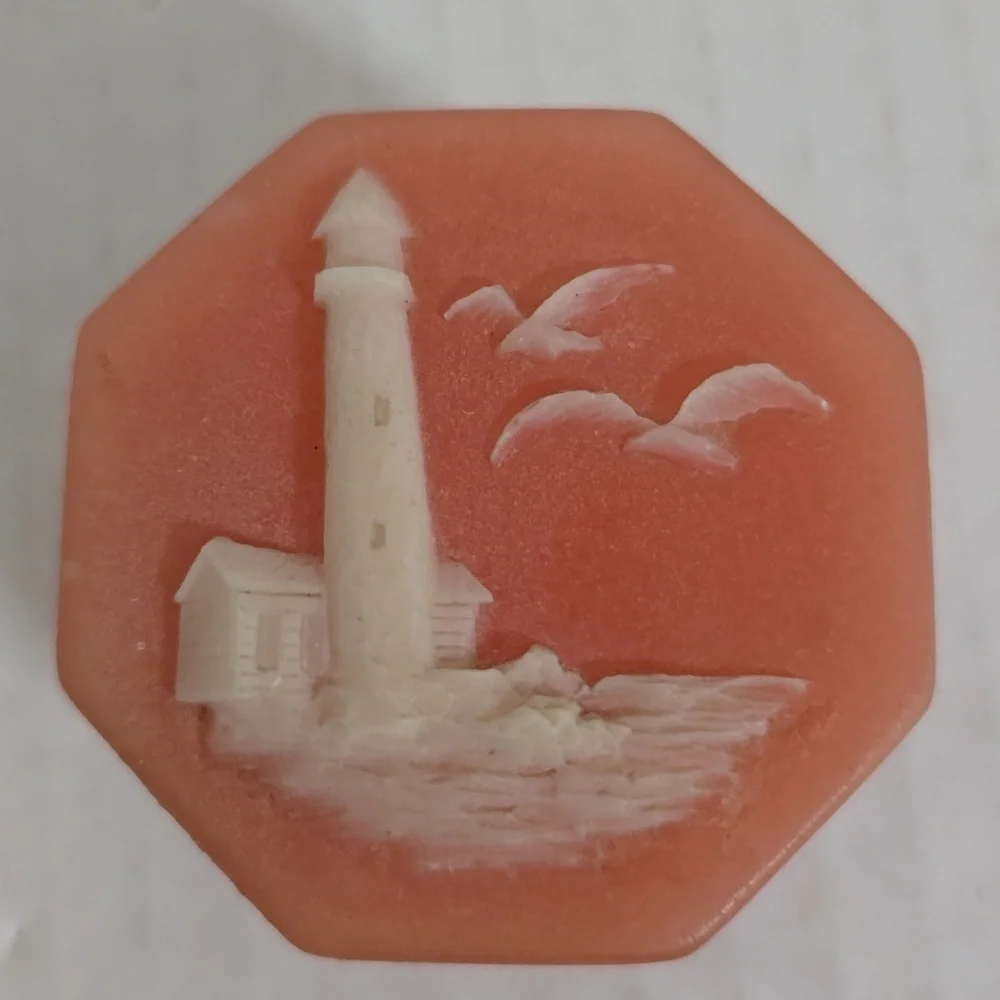 N/A octagonal trinket