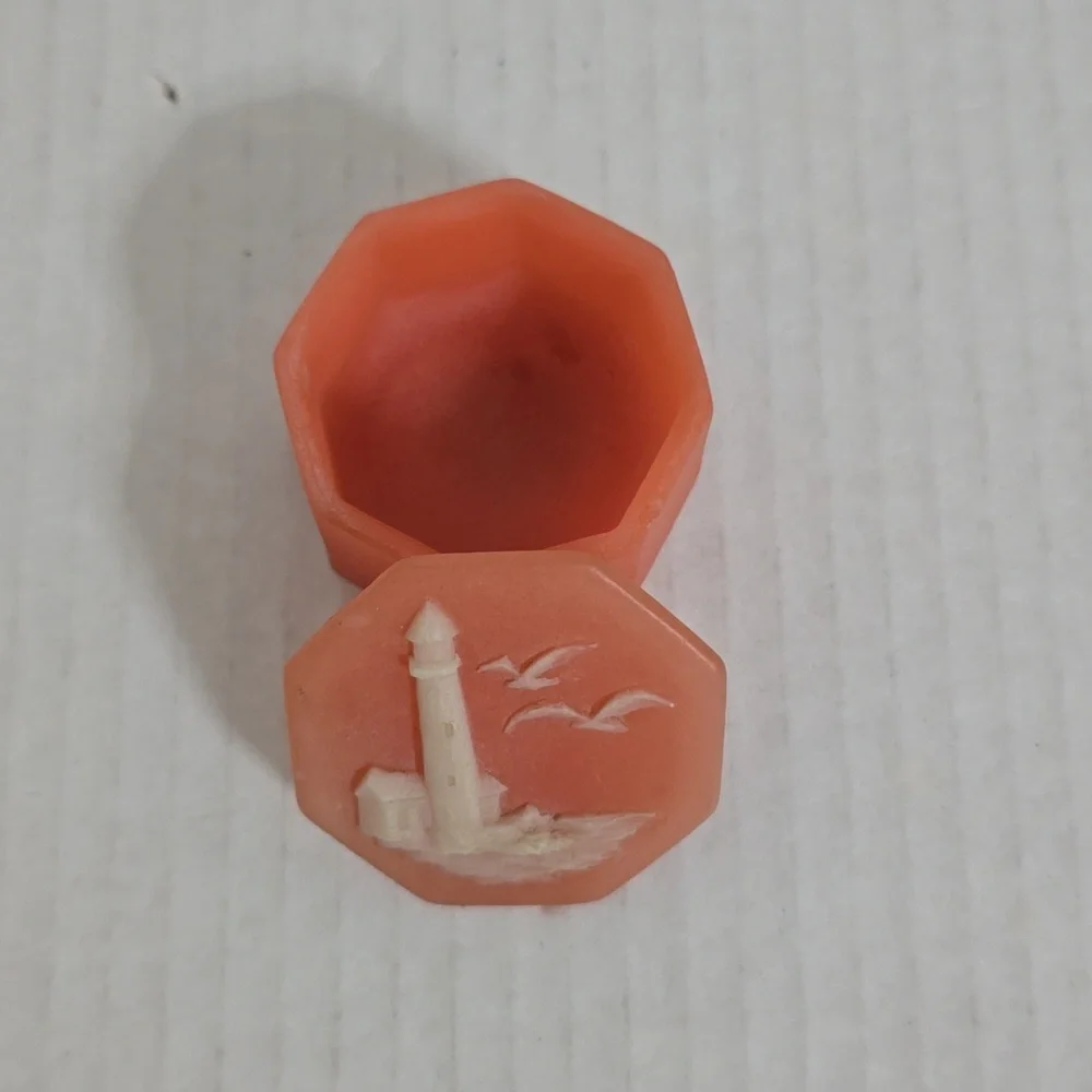 N/A octagonal trinket