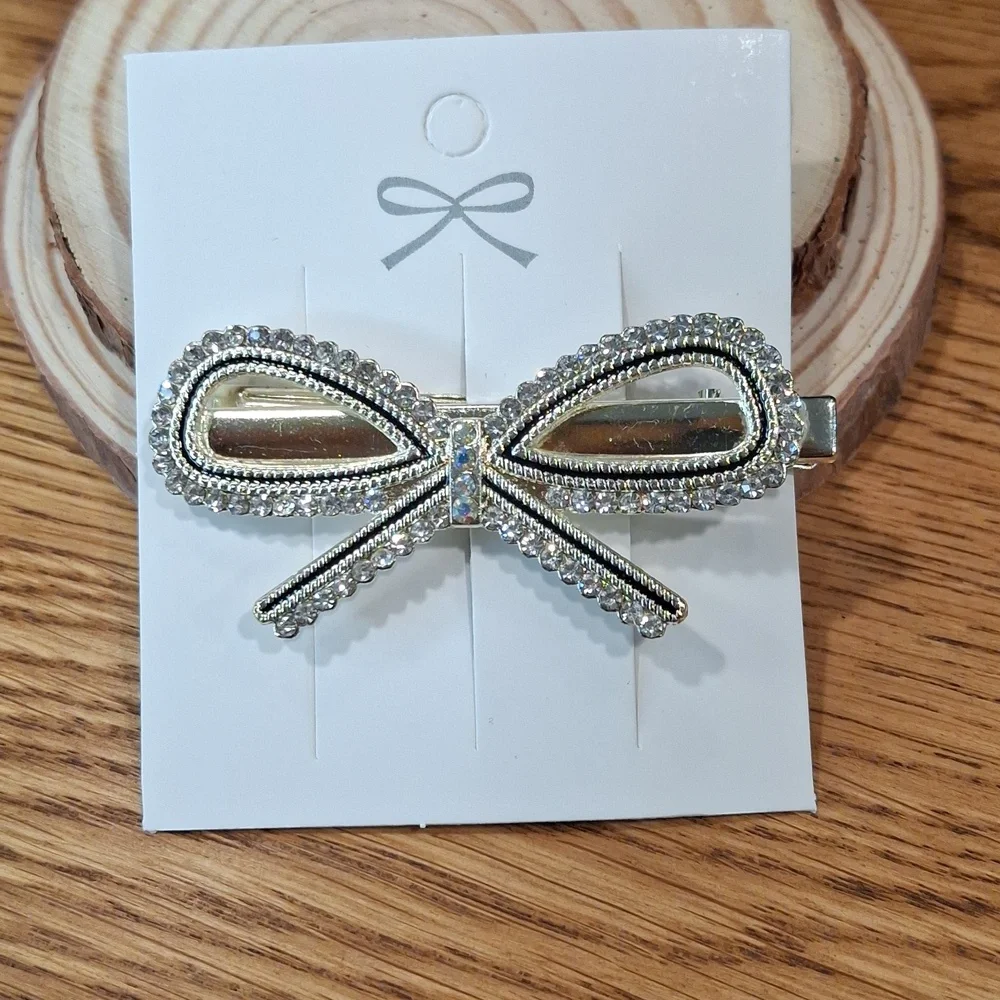 N/A elegance black clip
