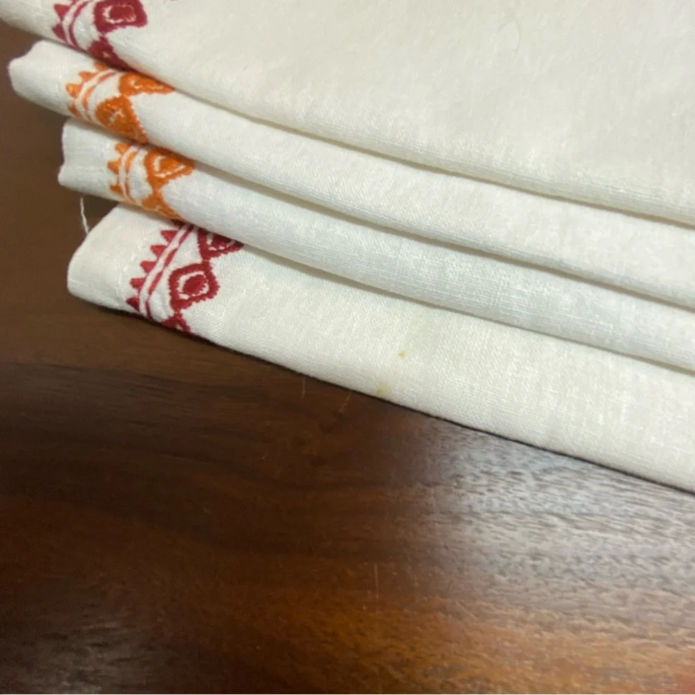 Vintage Pottery Barn (4) Linen Cotton Napkins White Embroidered Border 18x18