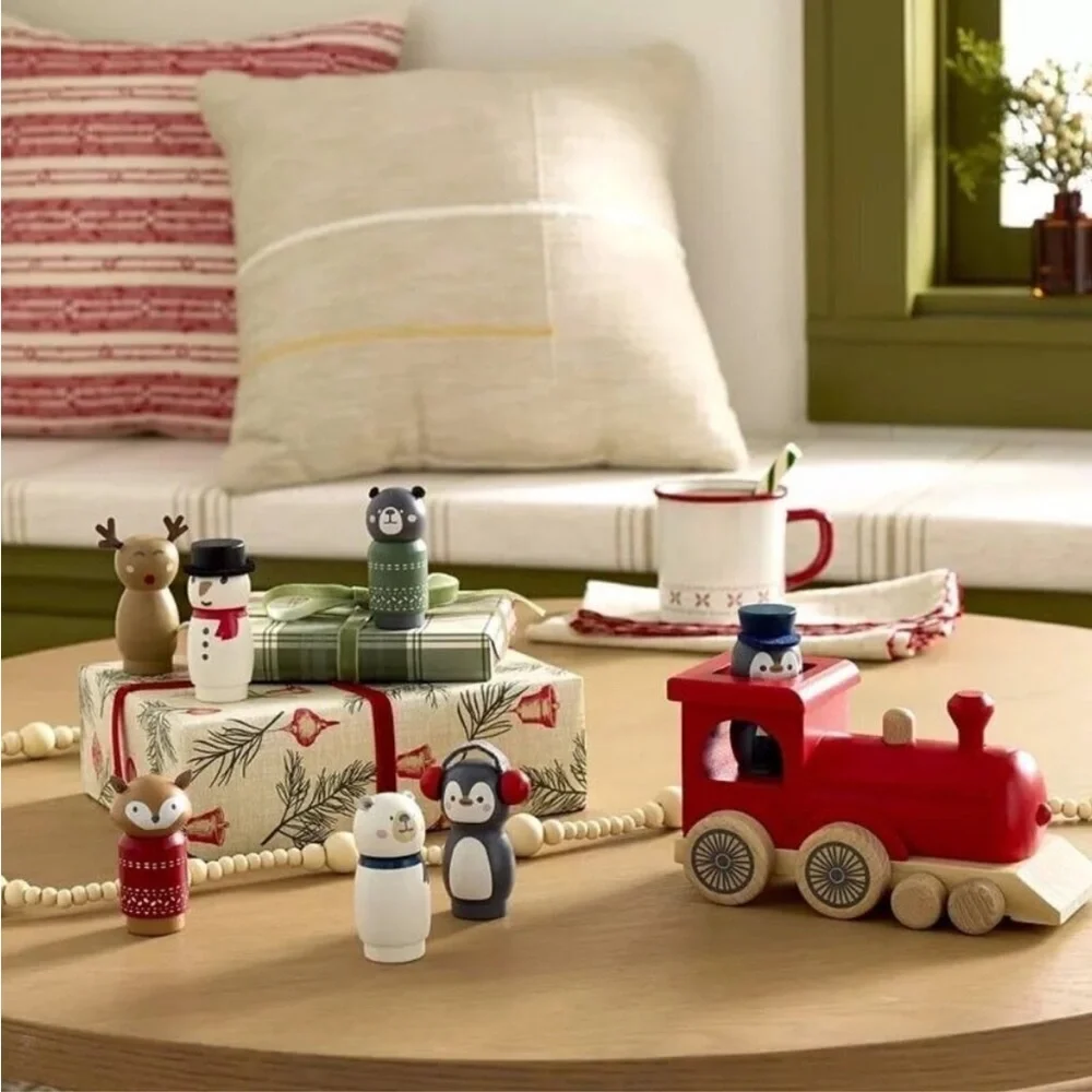 Hearth & Hand toy train