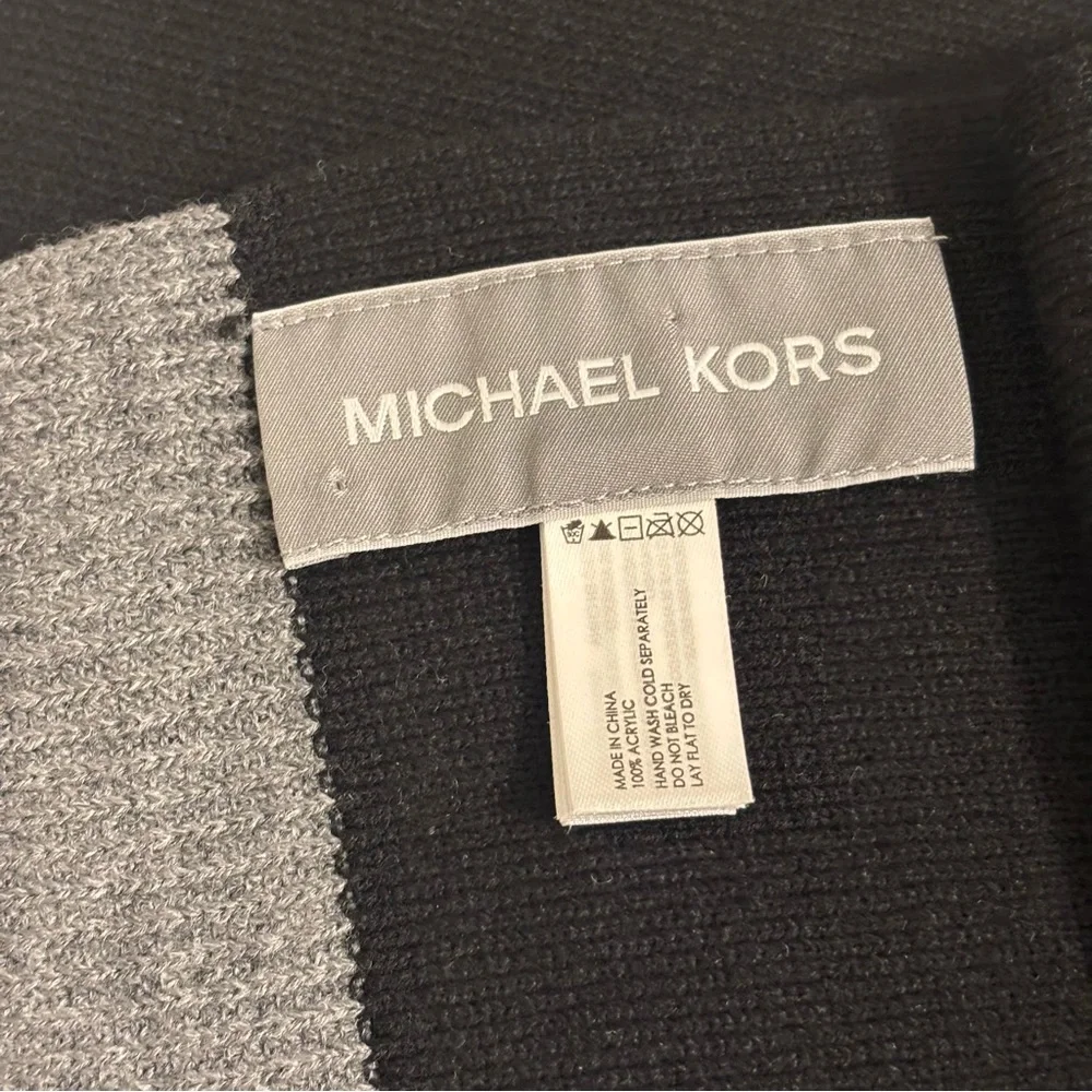 Michael Kors sophisticated michael