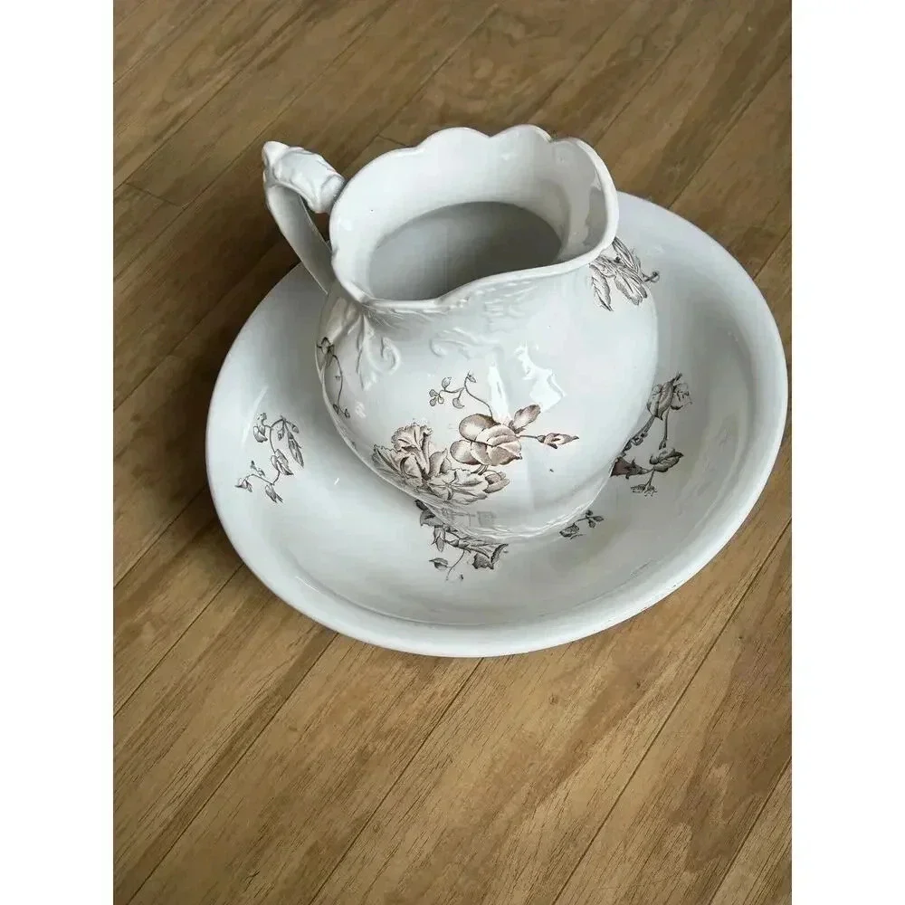 Unknown this antique