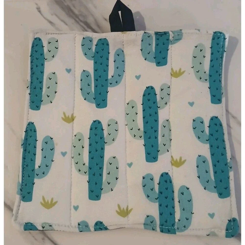 Handmade sleeve potholder cactus