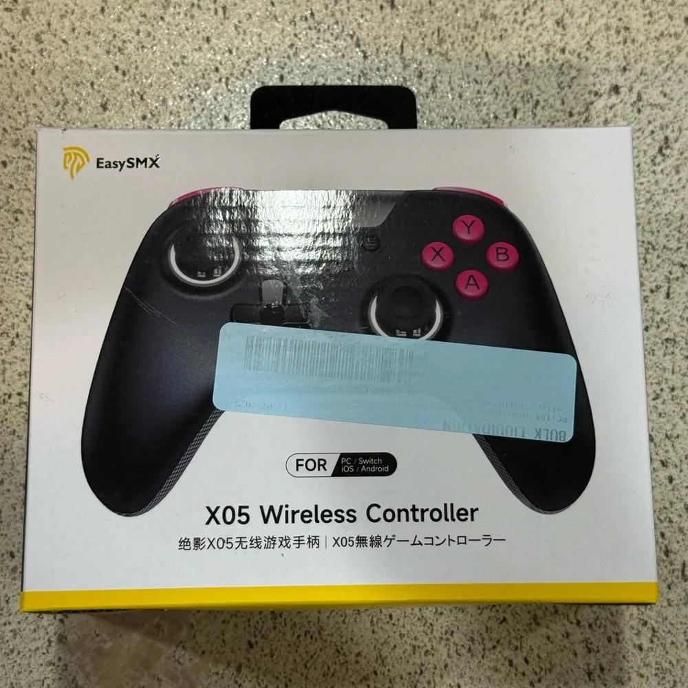 EasySMX X05 Wireless Controller for PC Switch iOS or Android - Black and Pink