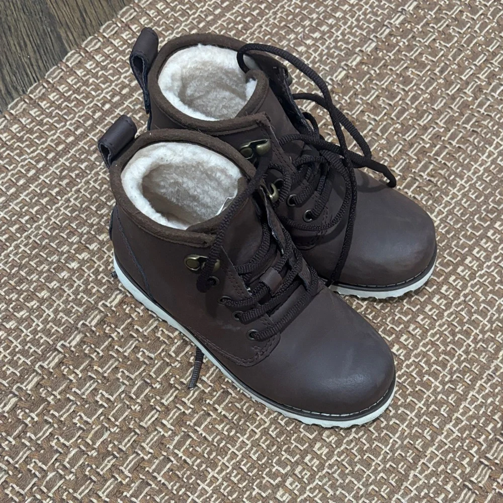 UGG cozy rugged