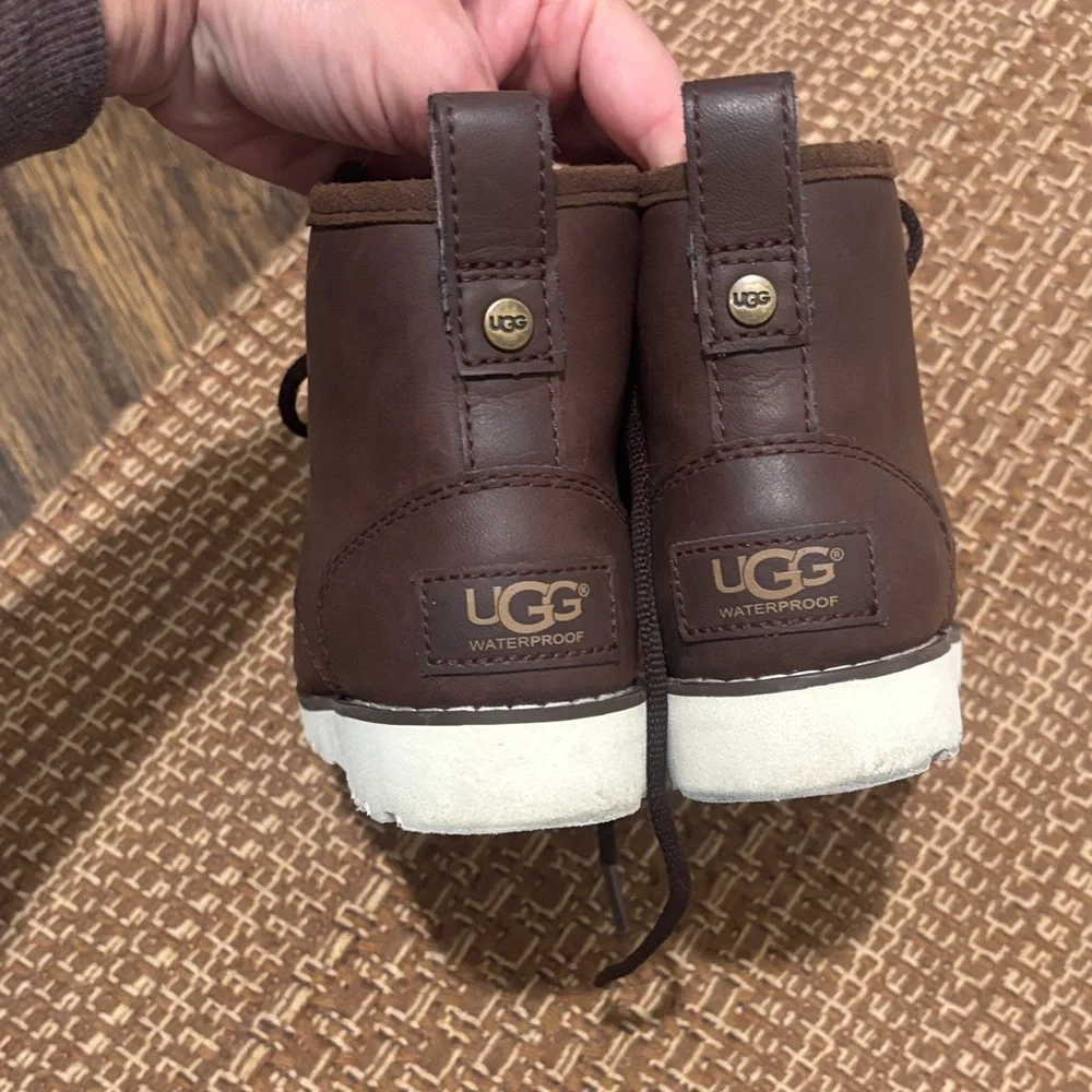UGG cozy rugged