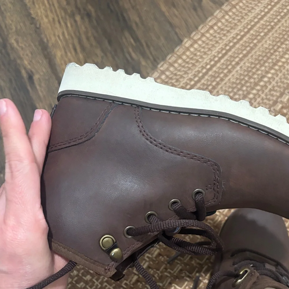 UGG cozy rugged