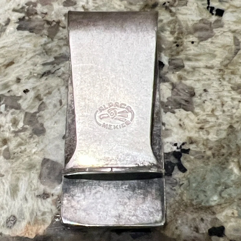alpaca clip money genuine