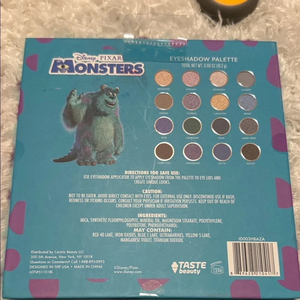 Taste Beauty eyeshadow palette