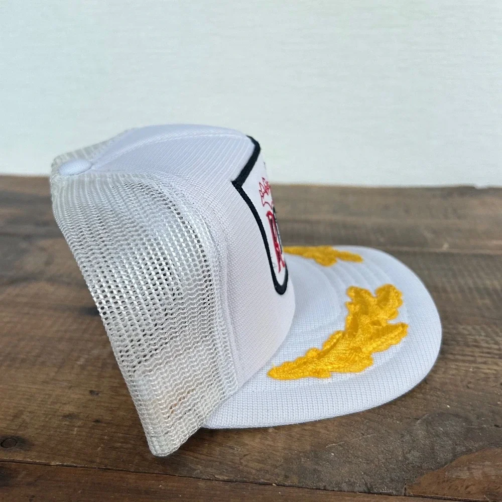 Cardinal size hat field