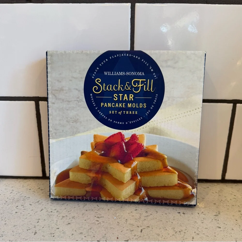 ✨ Williams Sonoma Star Pancake Molds – NEW in Box ✨