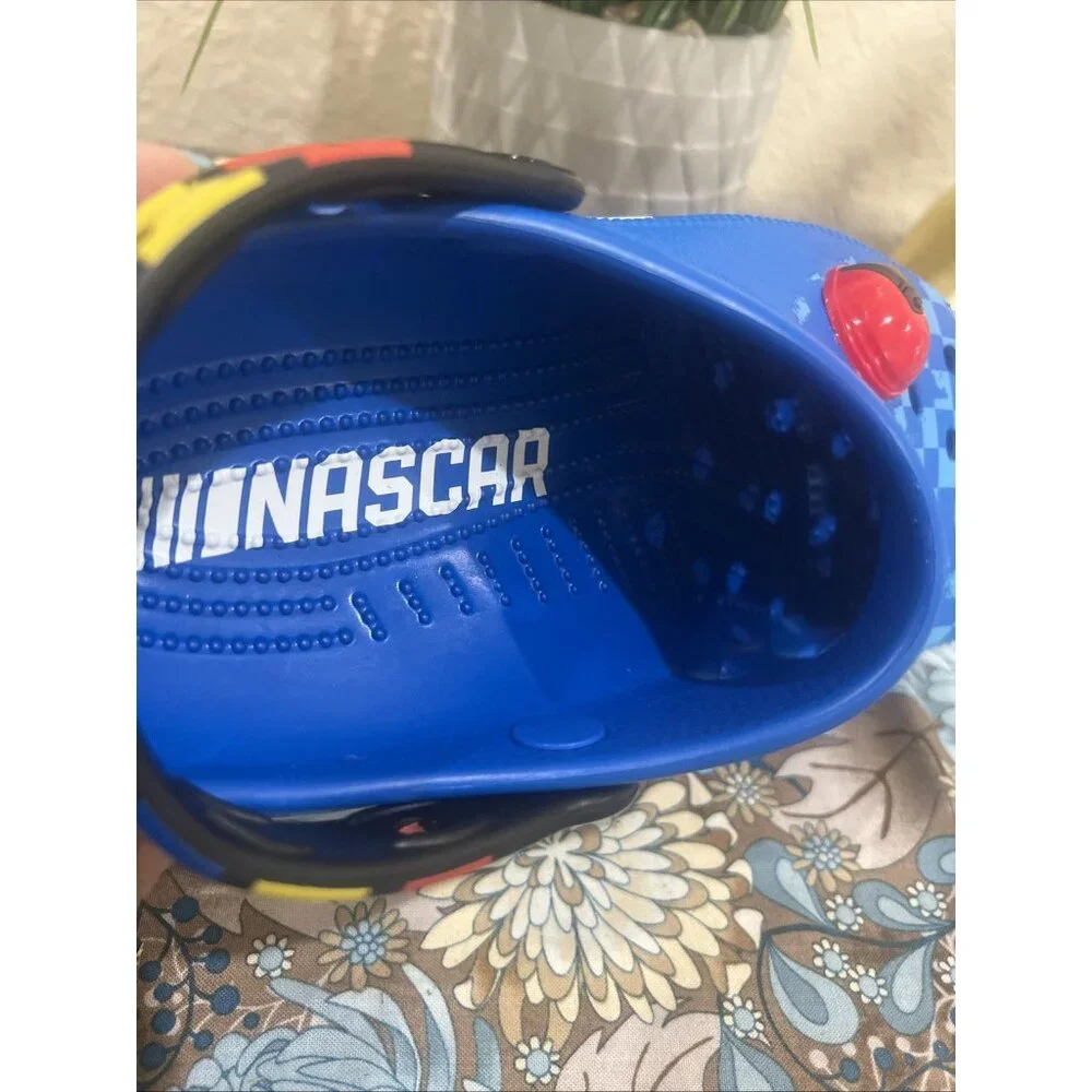 CROCS croslite classic school