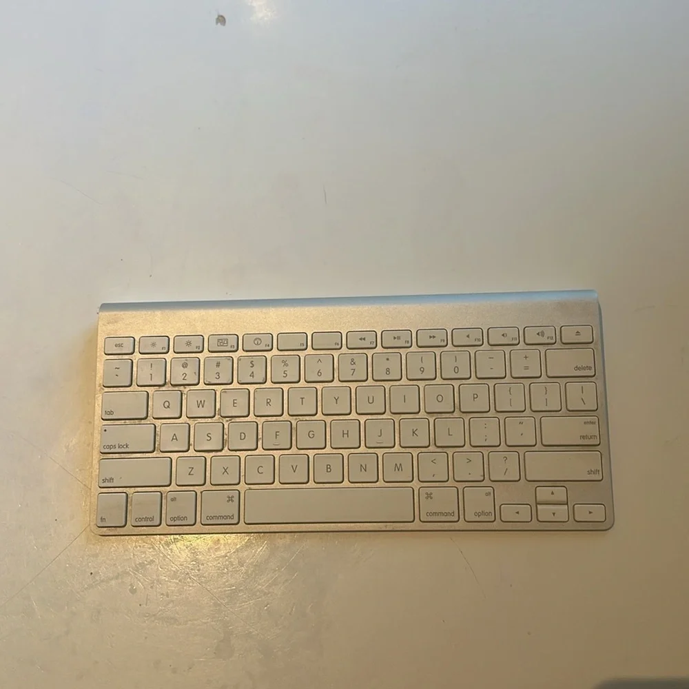 Apple a1314 wireless