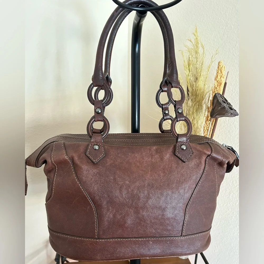 TOD’S Textured Leather Satchel w/dust bag