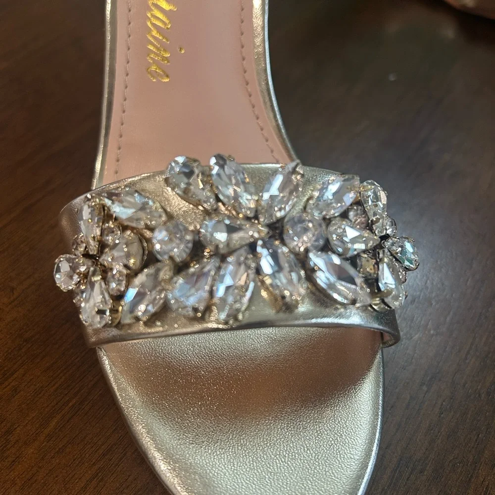 Lauren Lorraine elegant gold