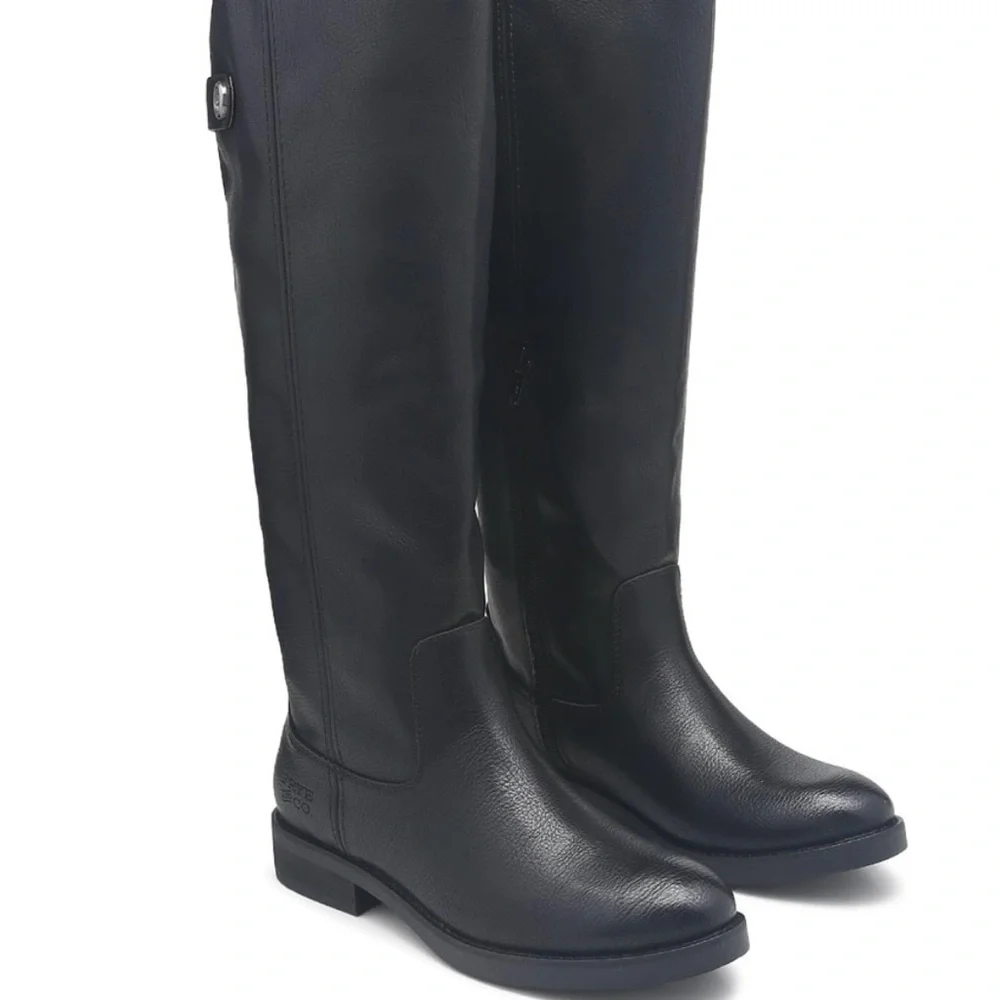 FRYE AND CO. Women's Kellie Button Tall Knee High Black Boot Sz 7