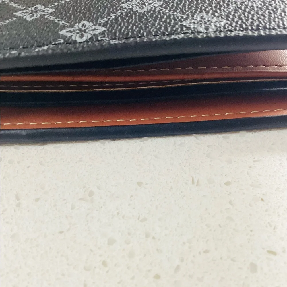 man’s wallet elevate your