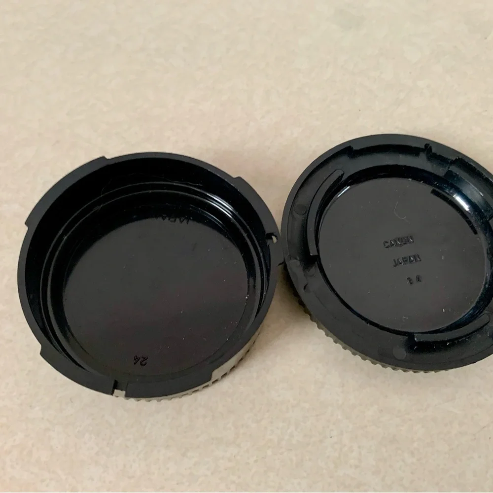 Canon both caps